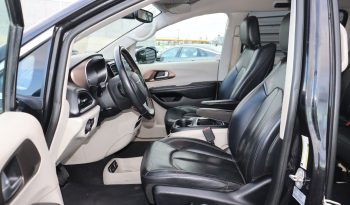 2017 Chrysler Pacifica Touring-L Plus full
